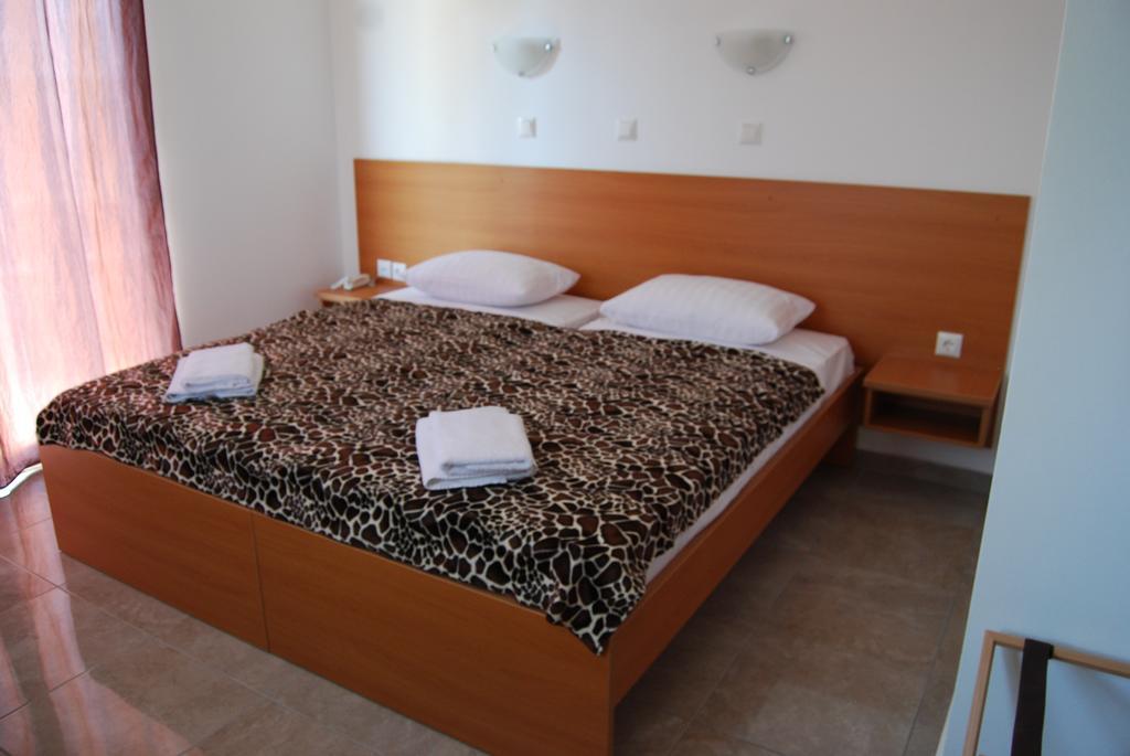 Hotel Ledras Gennadi Rom bilde